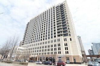 Building Photo - 1255 S State St