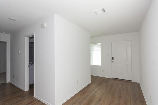 Building Photo - 544 Rancho Del Cielo Lp