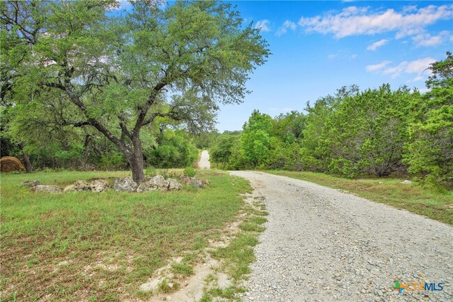 Building Photo - 818 Fawn River Dr