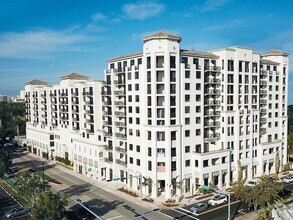 Building Photo - 301 Altara Ave