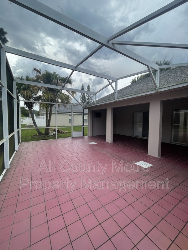 Building Photo - 3210 St Augustine Ct