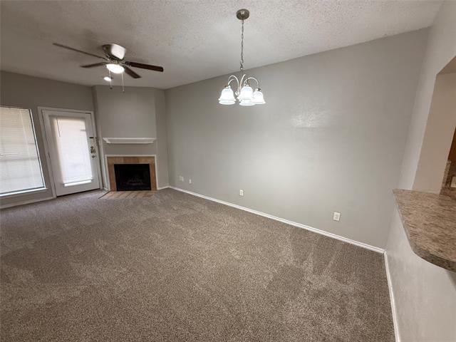 Foto del edificio - 9601 Forest Ln