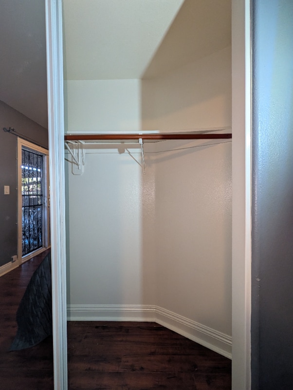 Foto del edificio - 1907 W Vernon Ave