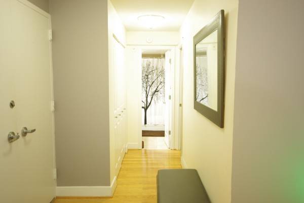 Foyer - 1220 Blair Mill Rd