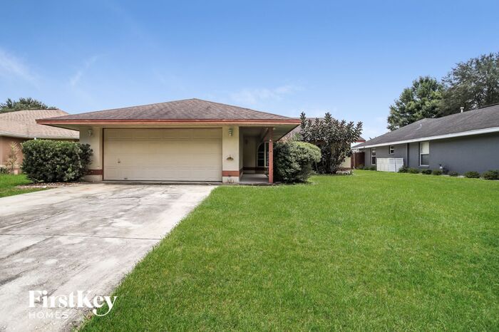 Primary Photo - 90 Lake Daisy Blvd