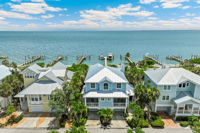 Foto del edificio - 573 Buttonwood Bay Dr