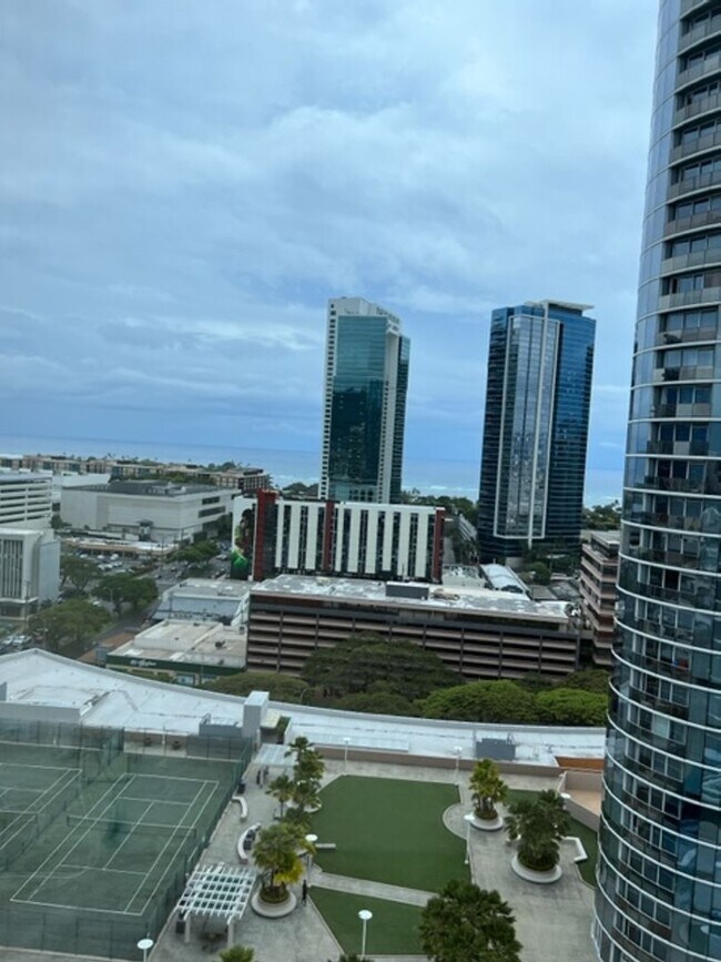 Foto del edificio - 1296 Kapiolani Blvd