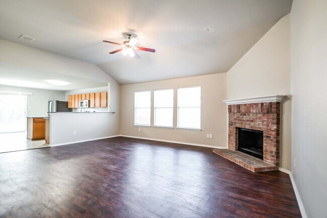 Building Photo - 5572 Hunters Bend Ln
