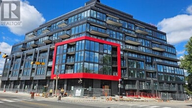 Building Photo - 2 Manderley Dr