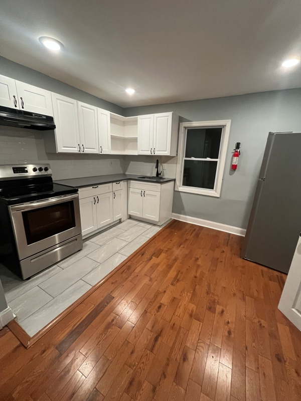 Primary Photo - 18 N 19th St