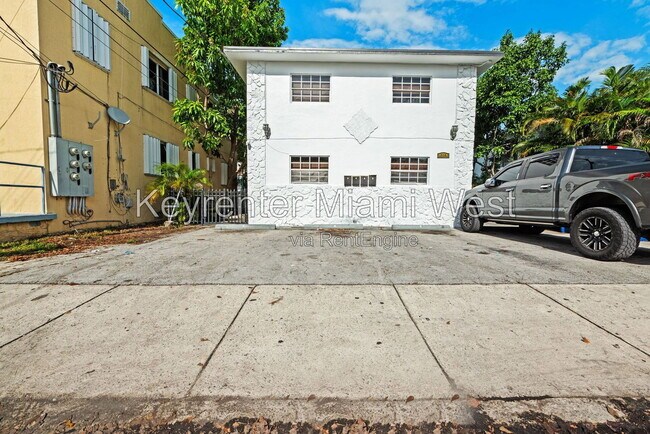 Photo - 219 Northwest 10th Avenue Apartment