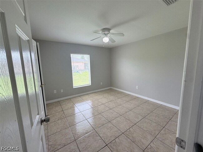 Foto del edificio - 208 Hightower Ave S