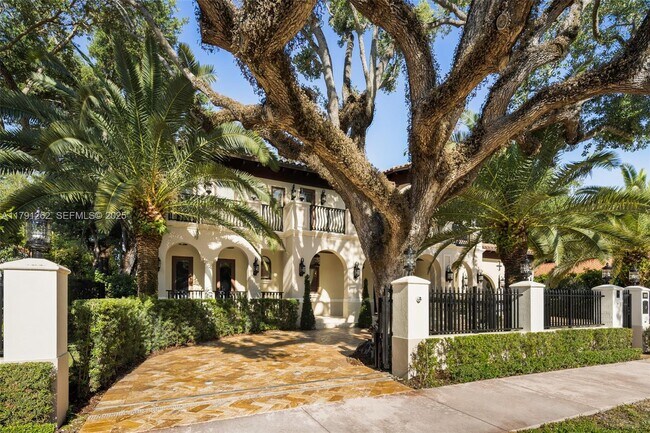 Foto del edificio - 6016 Leonardo St