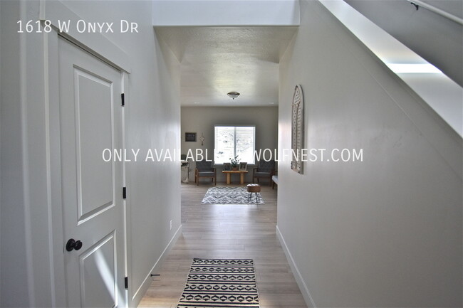 Foto del edificio - Gorgeous 4 Bed Santaquin Home!