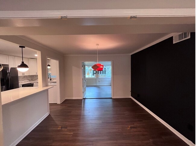 Foto del edificio - 162 Elysian Way NW