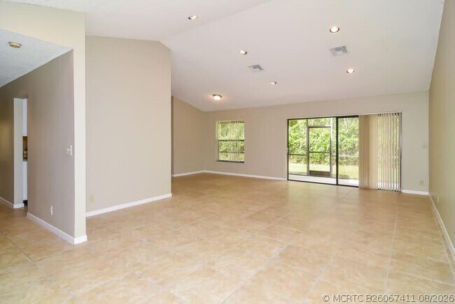 Foto del edificio - 5215 NW 51st Ct