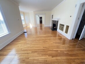 Building Photo - 115 Ocean St