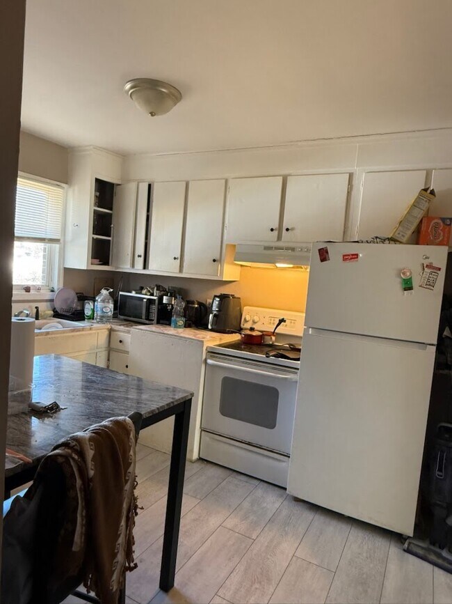 Foto del edificio - 2122 Haven Cir