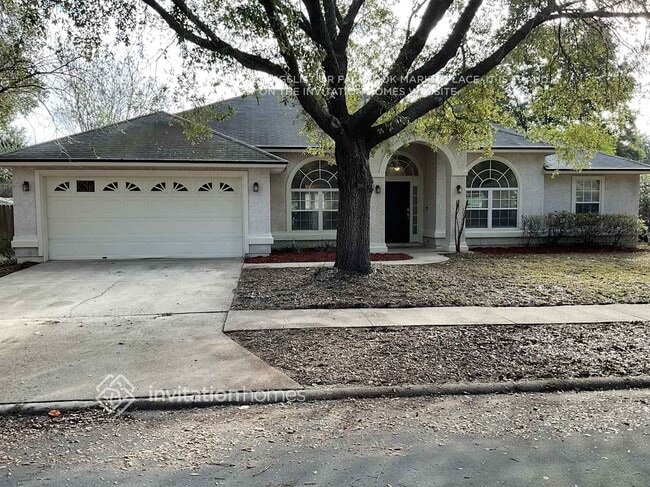 Building Photo - 13973 Crestwick Dr W