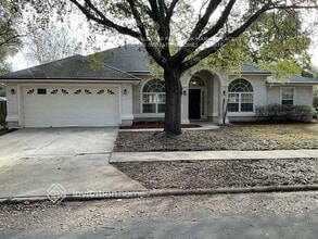 Building Photo - 13973 Crestwick Dr W