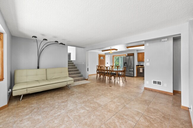 Foto del edificio - 15906 E Broad Ave