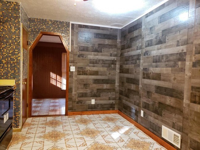 Foto del edificio - 8668 W. Bourne Dr