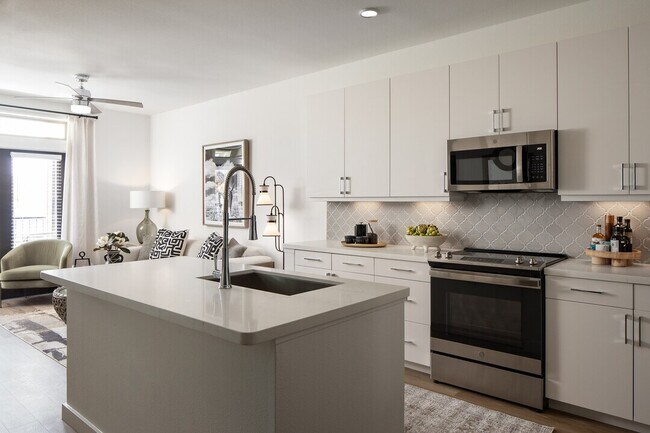 Foto del edificio - Lease Now to Receive 8 Weeks Free + a Gift Card!