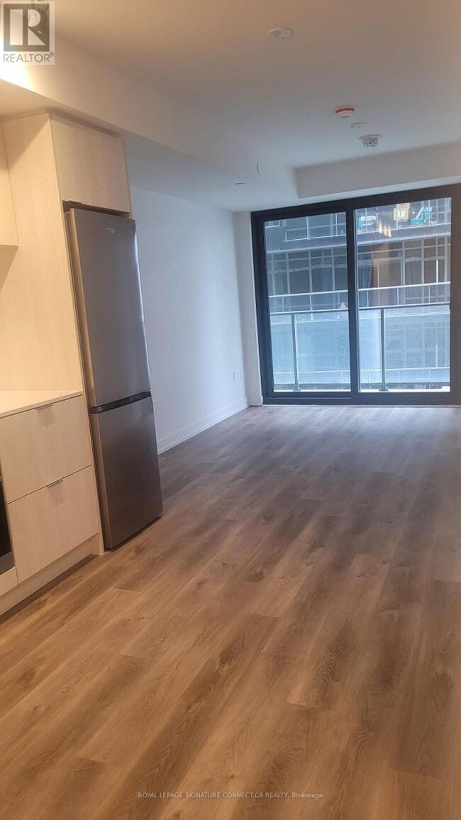 Photo du bâtiment - 1 Jarvis St