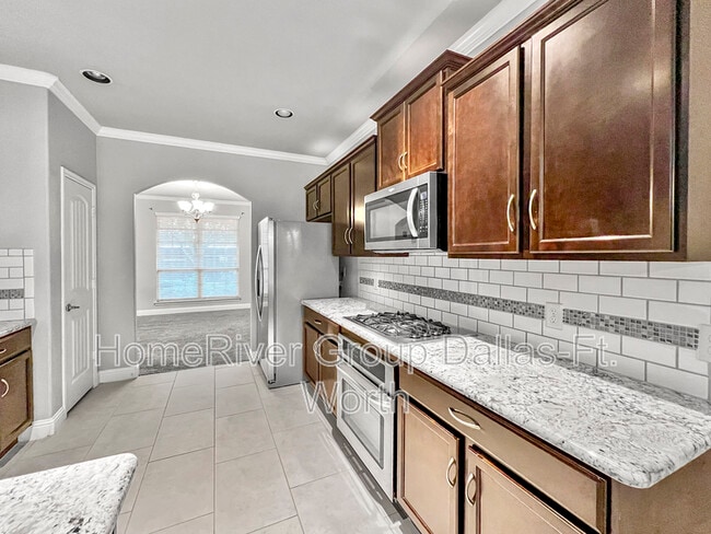 Foto del edificio - 608 Cherry Spring Dr