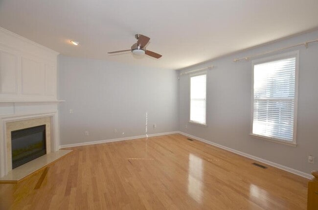 Building Photo - 15235 Kessler Dr