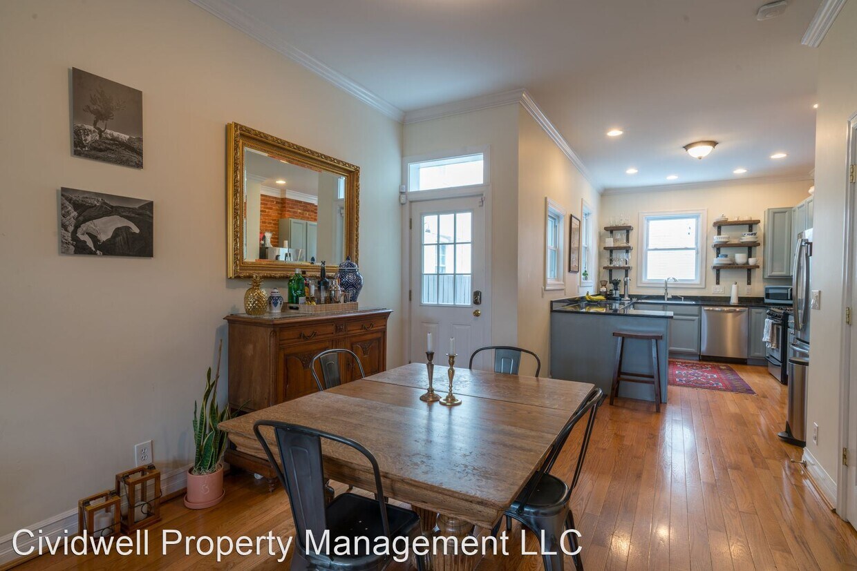 Primary Photo - 2 br, 2.5 bath House - 333 K St NE