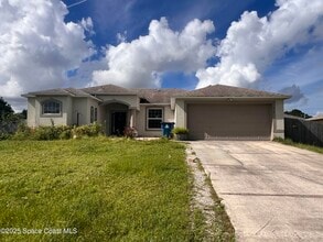 Building Photo - 1458 Deming Dr SE