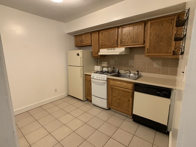 Building Photo - 1355 Commonwealth Ave