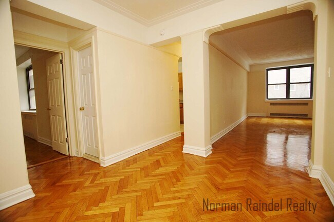 Building Photo - 3250 Coney Island Ave