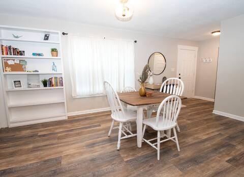 Foto del edificio - 700 Meadow Ct