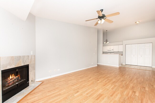 Foto del edificio - 798 N Gary Ave