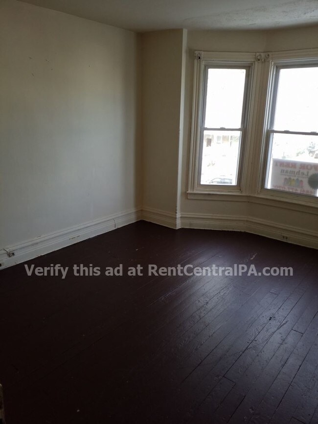 Foto del edificio - 446 W Oley St Apt 2
