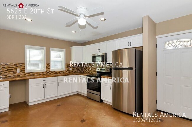 Foto del edificio - Great Location and close to conveniences