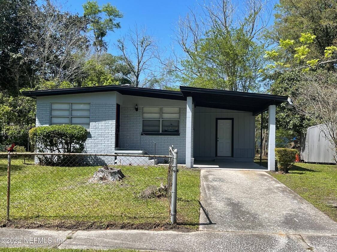 3871 Robert C Weaver Dr, Jacksonville, FL 32208 House Rental in