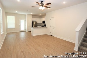 Primary Photo - 10310 Lynwood Vlg