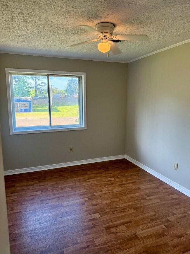 Foto del edificio - 930 Bickerstaff St