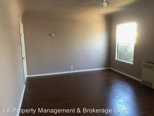 Building Photo - 338 N New Hampshire Ave
