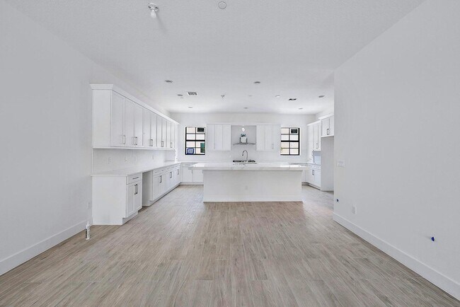 Foto del edificio - 5264 Beckman Ter