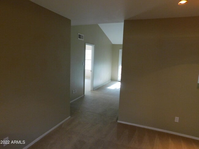 Foto del edificio - 5950 N 78th St