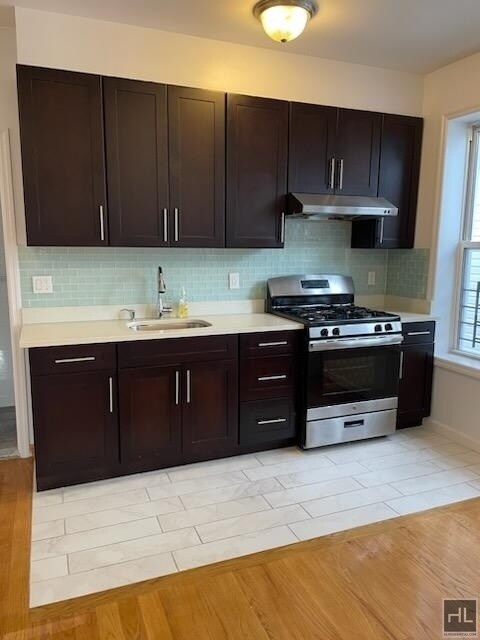 Foto del edificio - EAST 4 STREET