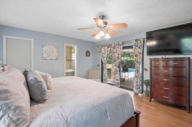 Building Photo - Northwest 112th Terrace, Coral Springs, FL 33071 - 4 BR 2 BA single-family home