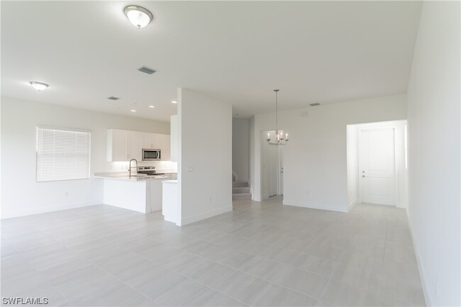 Building Photo - 5578 Carrara Dr