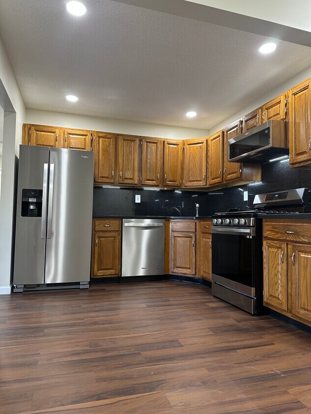 12 Feiler Ct Unit 12, Trenton, NJ 08648 Condo for Rent in Trenton, NJ