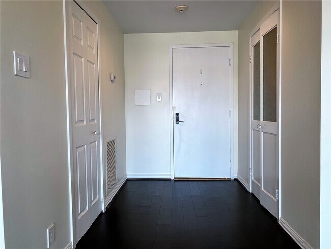 Foto del edificio - 49 Briar Hollow Ln