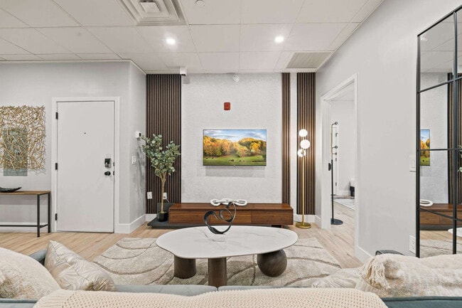 Building Photo - 117 N 15th St